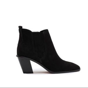 Vince Camuto Halissa Suede Bootie